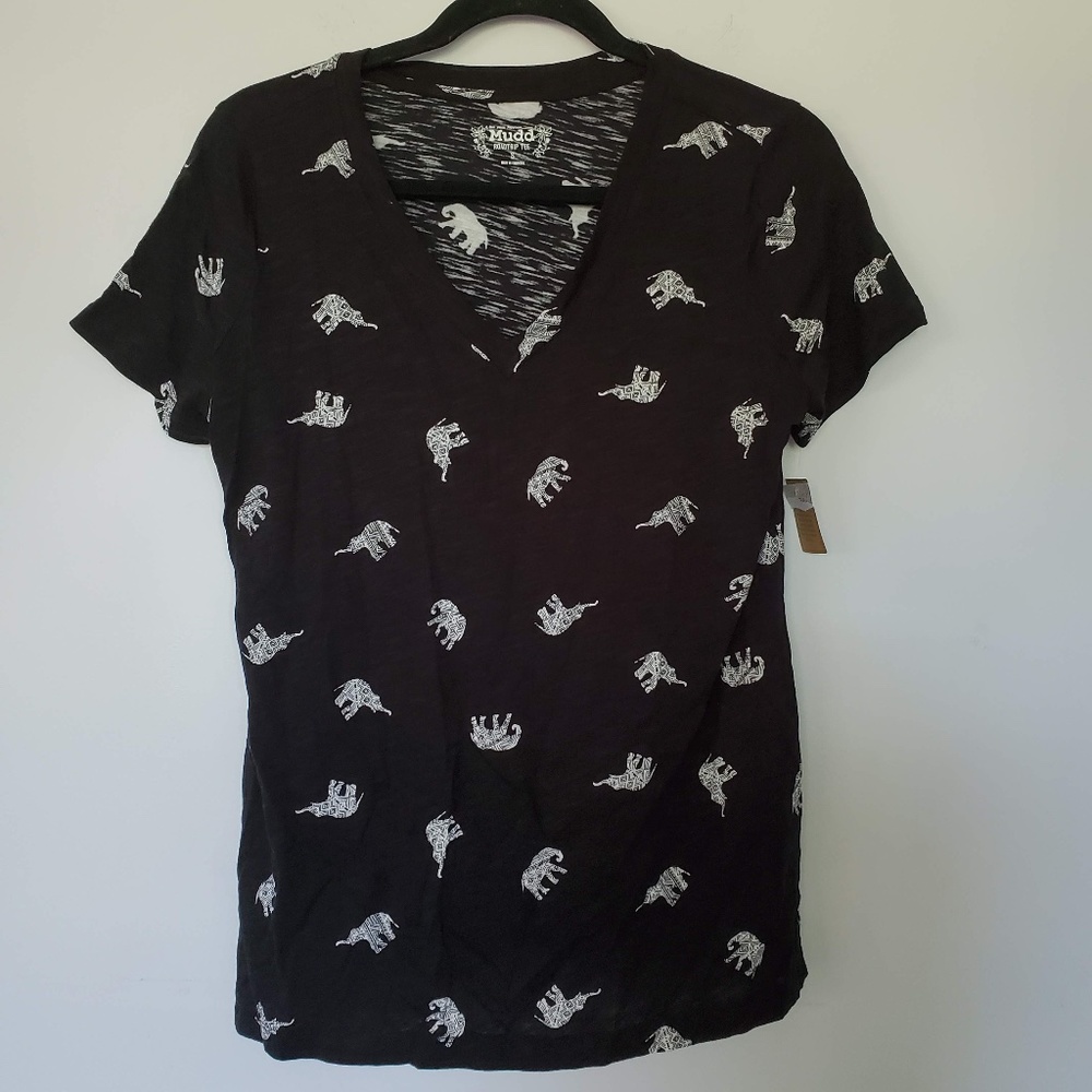 3for$25 mudd elephant v neck t shirt NWT trendy